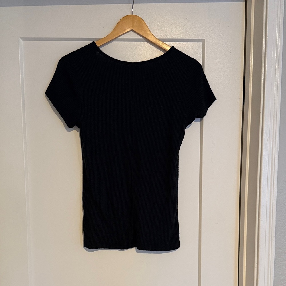 Abercrombie & Fitch Ribbed Tee - Picture 2 of 3